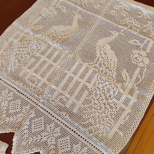 Handmade knitted curtains like new, set of 2, 67x77 cm
