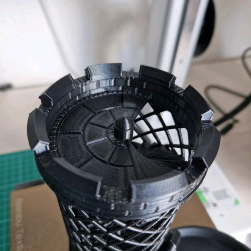 Dice Tower new, ideal for rolling dice and DnD