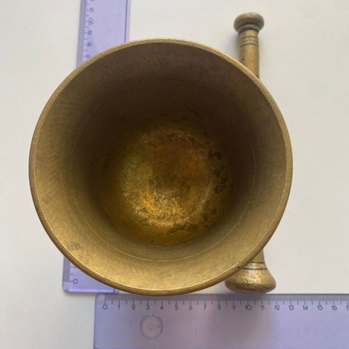 Brass mortar and pestle collectible, used traditional kitchenware