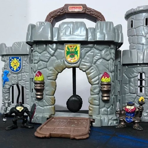 Fisher Price Great Adventures Castle 1995 σαν καινούργιο με φιγούρες