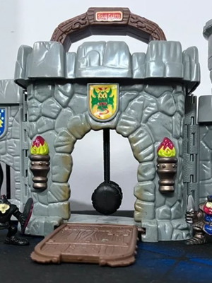 Fisher Price Great Adventures Castle 1995 σαν καινούργιο με φιγούρες