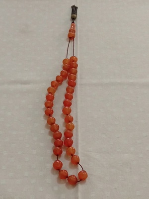 Handmade komboloi like new, compressed amber or mastic