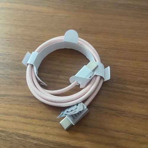 USB-C to Type-C Cable new, compatible with iPhone 17/16/15 Pro and MacBook