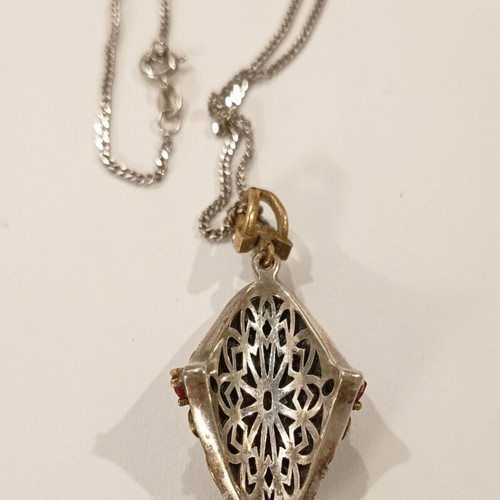 Silver necklace used