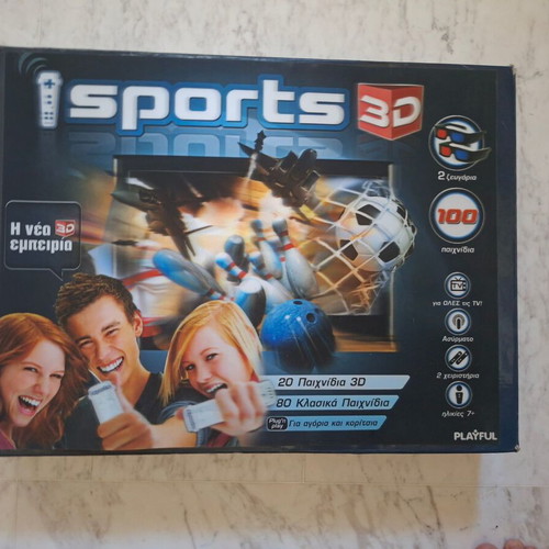 Sports 3D Wireless Game Console Playful with 100 Games & 2 Controllers used