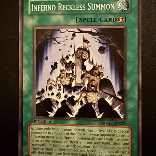 Yugioh Card set SDMM 1st edition like new, oldschool spell x2