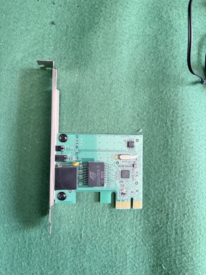 Network adapter card for desktop computer