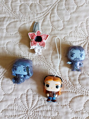 Stranger Things Kinder figures new, pack