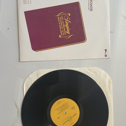 Watch Tower Bible And Tract Society Of Pennsylvania Singing LP like new, classical