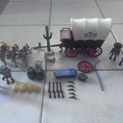 Playmobil 5248 Western supply wagon ambush set