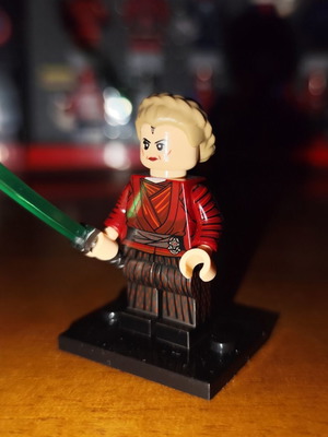 Morgan Elsbeth Lego minifigure with Blade of Talzin