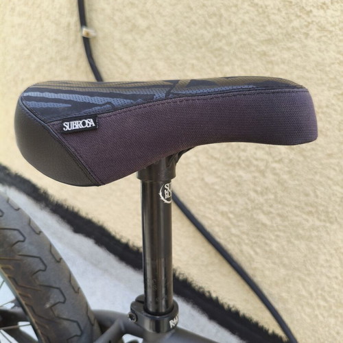 BMX Subrosa 20" used, black matte finish, ready for tricks