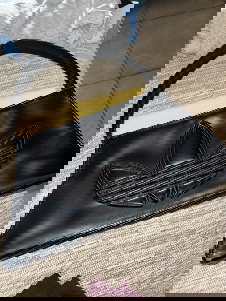 adidas originals shoulder bag in faux leather