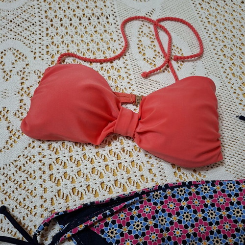 Bikini set like new, Esmara top coral and Ocean Club patterned bottom, size M