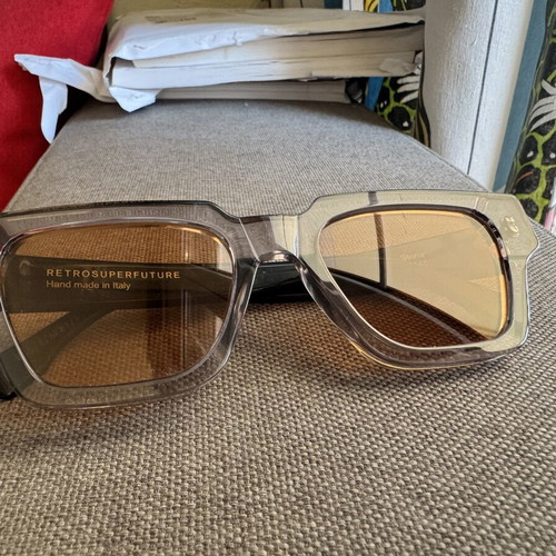 Retrosuperfuture Storia sunglasses new with magnetic case