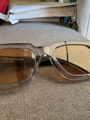 Retrosuperfuture Storia sunglasses new with magnetic case