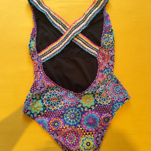 Multicolor one-piece swimsuit XL used with beautiful design
