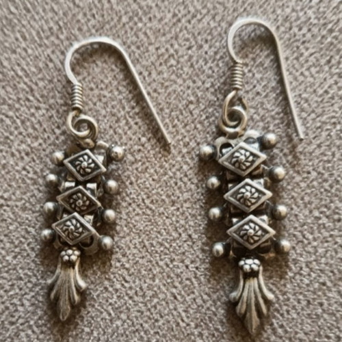 Silver earrings 925 like new
