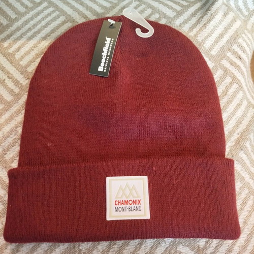 Beechfield hat new, dark burgundy