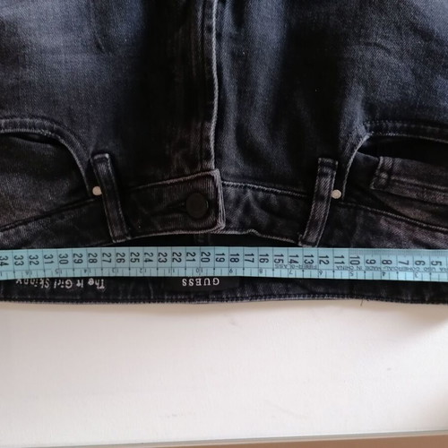 Guess jeans size L new, black with ankle detail