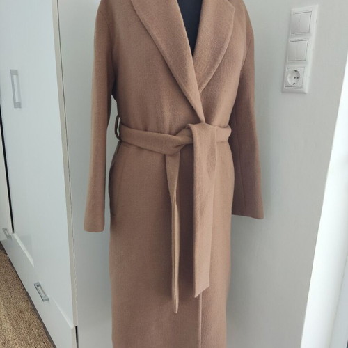Zara camel long coat 48% wool new, size XS