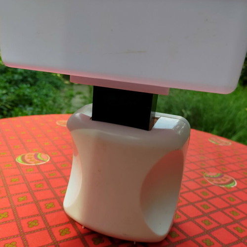 Kitchen scale used, white