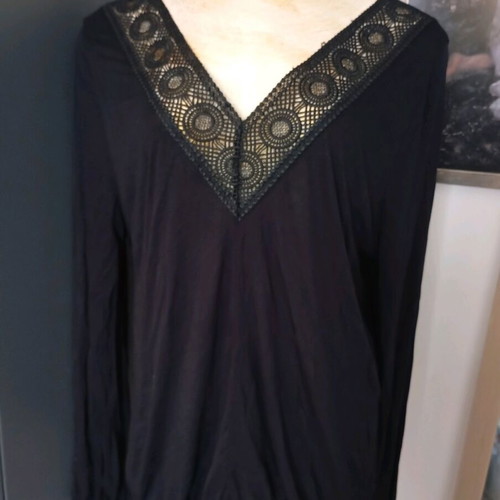 Lascana Women's Black Blouse Like New, Size M/L