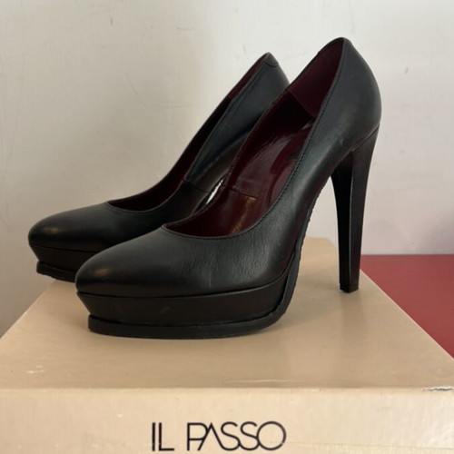 Logan black leather pumps new, 12 cm heels