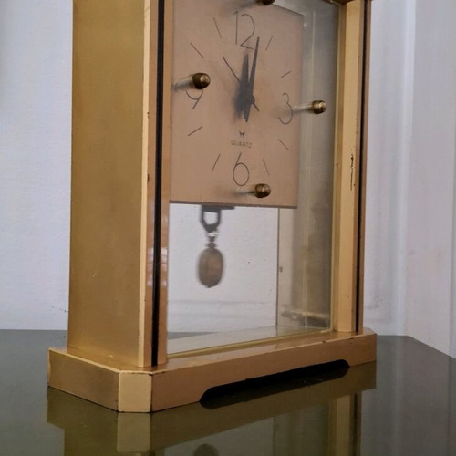 Vintage quartz table clock with pendulum used