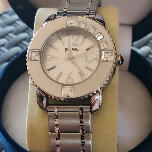 Folli Follie women's silver watch like new with crystals and metal bracelet