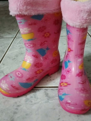 Princess girls' rain boots size 28 like new, pink multicolor