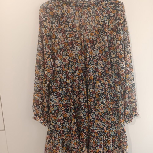 Zara floral airy mini dress like new with buttons and belt