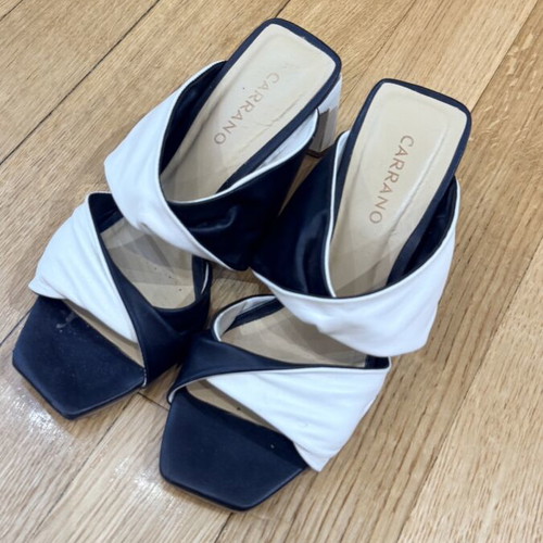 Carrano leather mules like new, black and white, size 38