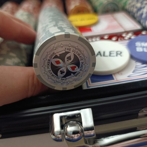 Premium Poker Set 500 chips in black aluminum case new