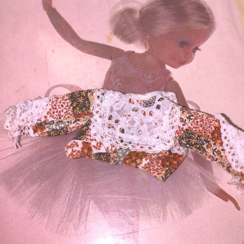 Bibi-bo saloon blouse like new