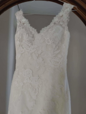 Pronovias wedding dress used, size M 38 10, white