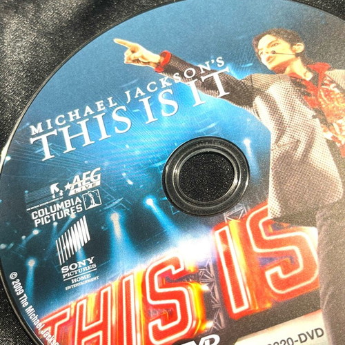 DVD Michael Jackson's This Is It new, documentary film with subtitles