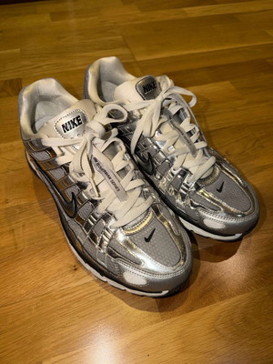 Nike P-6000 sneakers like new, size 45, white and silver