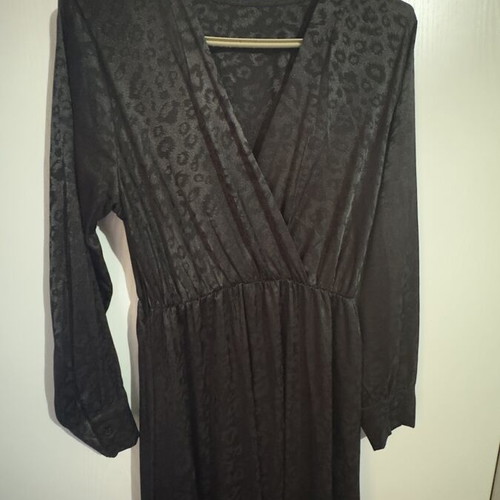 Long black satin dress one size like new with belt