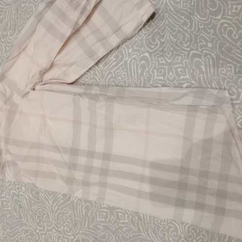 Burberry shirt like new, thin, multicolor, size XS