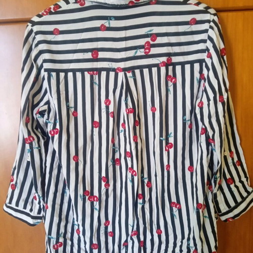 Stradivarius shirt with cherries size Medium used