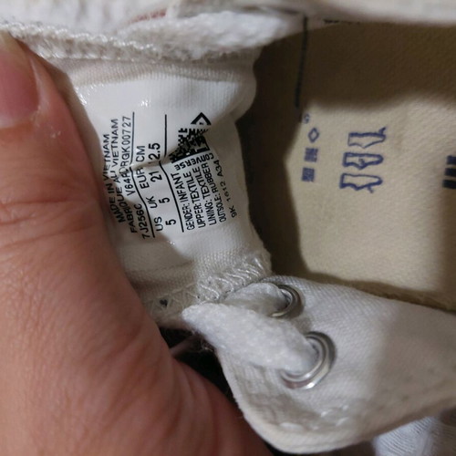 Converse All Star No21 white shoes for girl or boy, like new