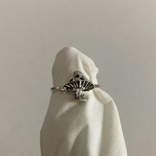 Mushroom ring vintage new