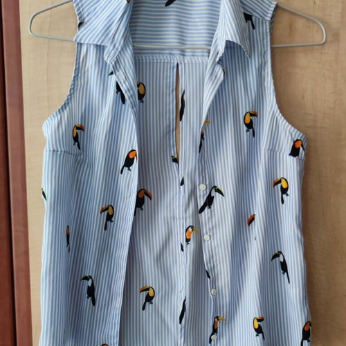 Tally Weijl sleeveless striped shirt with toucan print