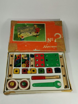 Mecanoma No.2 assembly toy used, wood and plastic