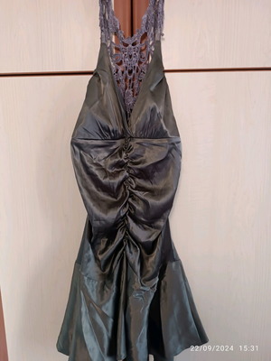Satin off-shoulder mini dress like new, size large