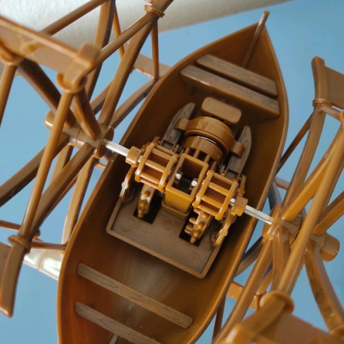 Leonardo da Vinci machine models set, like new, 2 pieces
