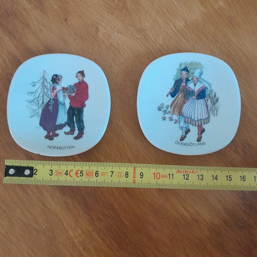 Porcelain plates Rorstrand Sweden Swedish National Costumes like new