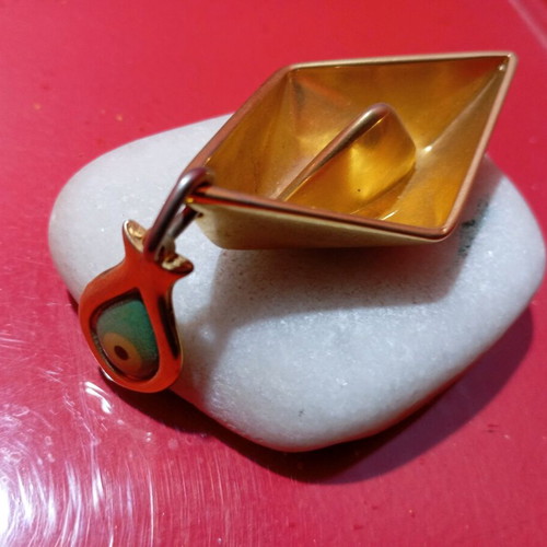 ELTA boat charm like new