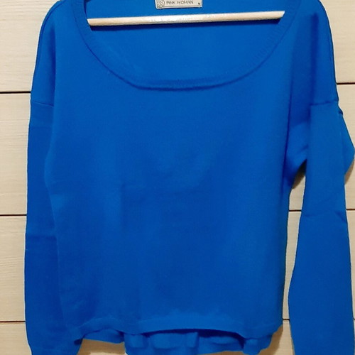 Pink Woman long sleeve fine knit sweater, electric blue, medium, new